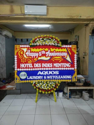 Papan Bunga di Jono Bayan